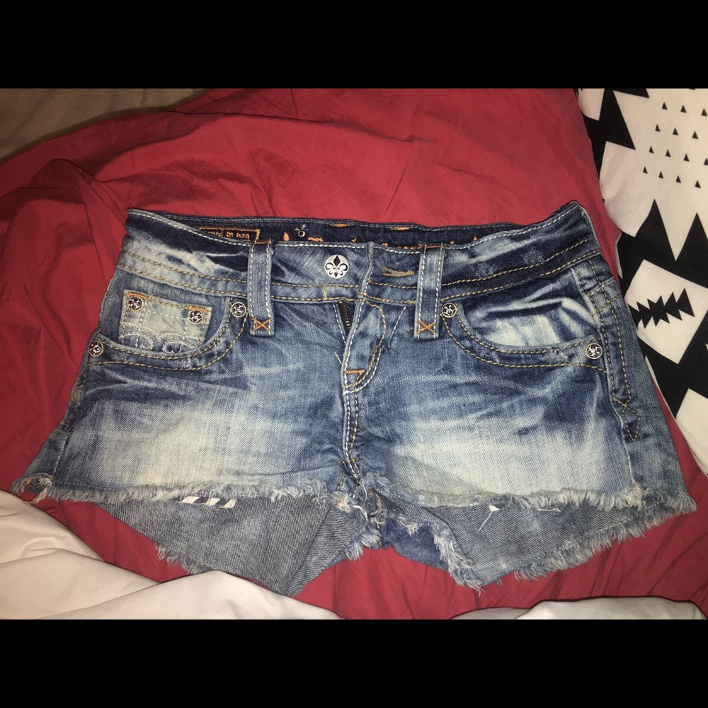 Rock revival shorts size 26. Final Price